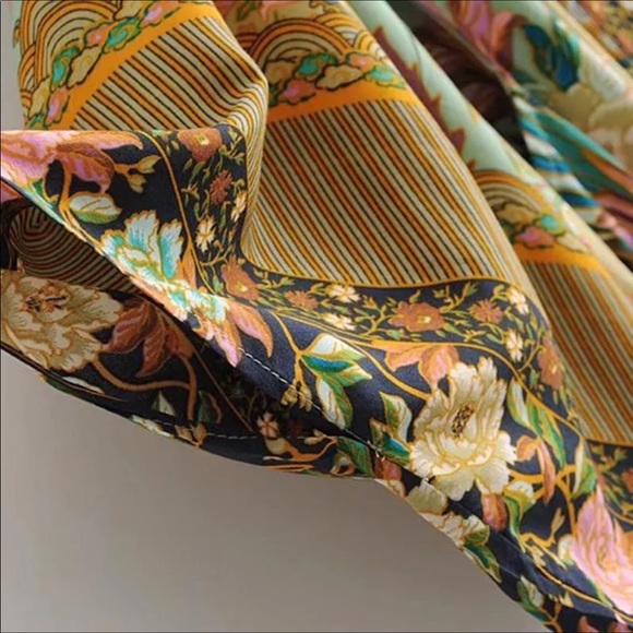 Gypsy Boho Hippie Floral Kimono Duster - Picture 13 of 13